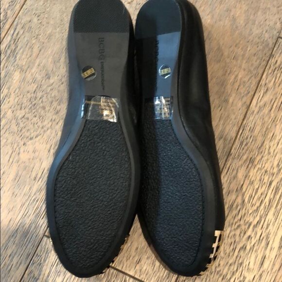 BCBG Black Leather Ballet Flats Gold Cap Toe Women’s Size 6.5 NEW - Picture 5 of 6